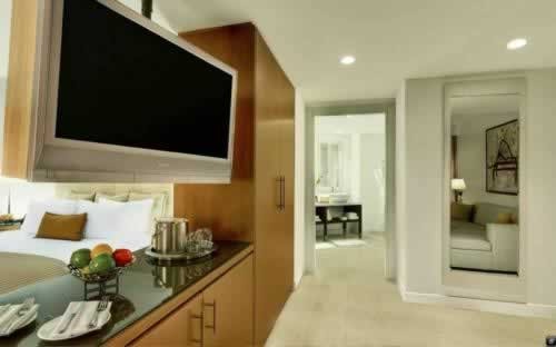 epic-miami-kimpton-hotel-bedroom-suite