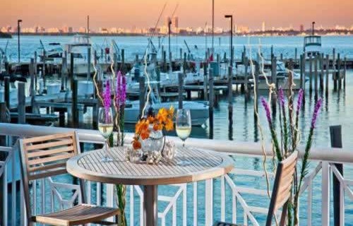 miami-marriott-biscayne-bay-waterfront-dining